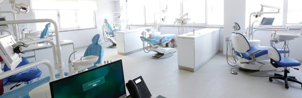 تخصصات طب الأسنان في تركيا
