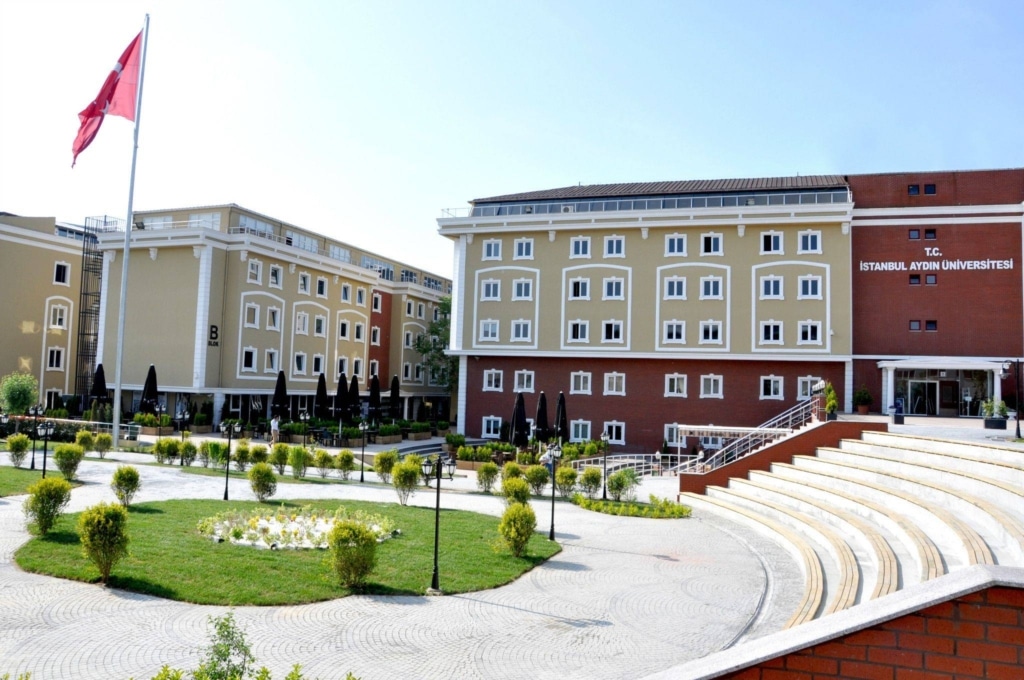 Studying engineering at Istanbul Aydin University