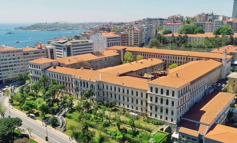 جامعة إسطنبول التقنية.webp